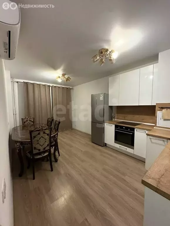 4-комнатная квартира: Мытищи, улица Стрельбище Динамо, 10 (79.2 м) - Фото 0
