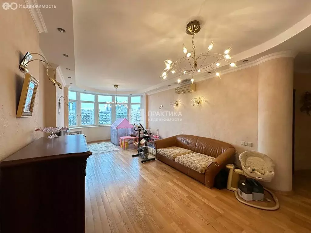 3-комнатная квартира: Москва, Нежинская улица, 8к1 (100 м) - Фото 1