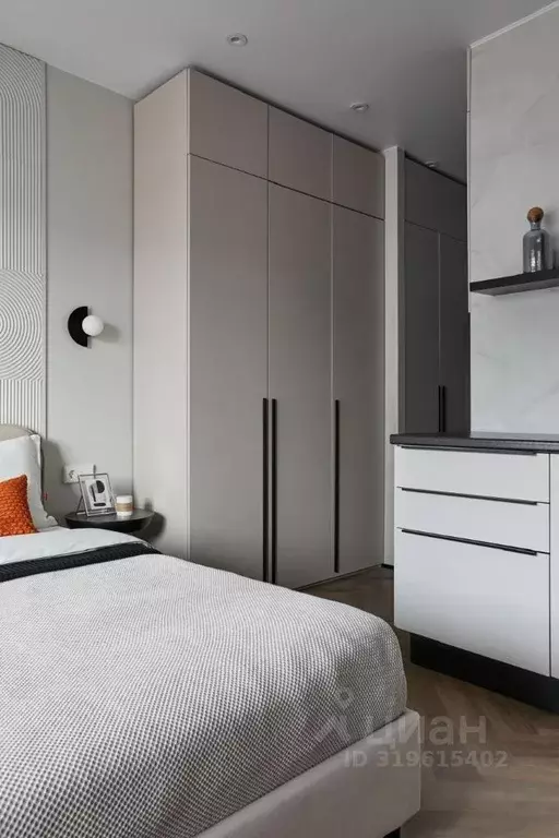 Студия Санкт-Петербург бул. Головнина, 4 (21.5 м) - Фото 1