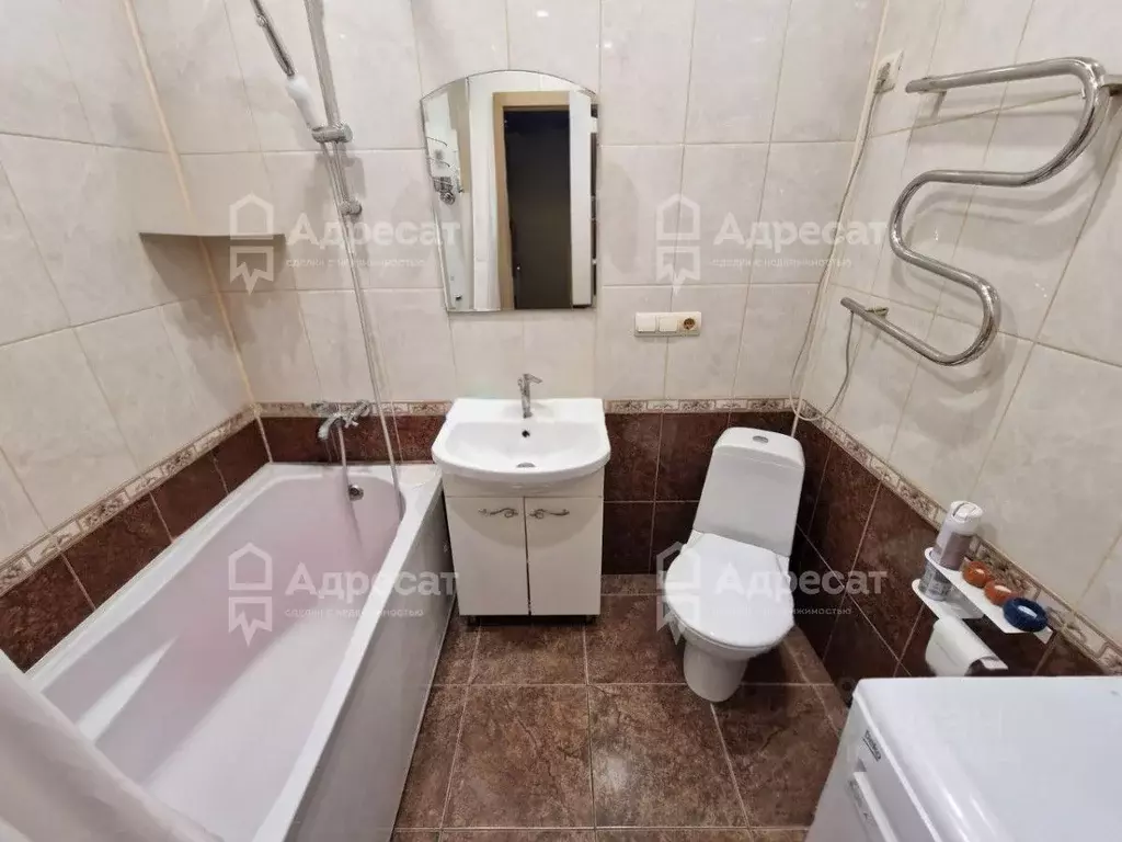 1-к кв. Волгоградская область, Волгоград ул. Базарова, 12 (39.5 м) - Фото 1