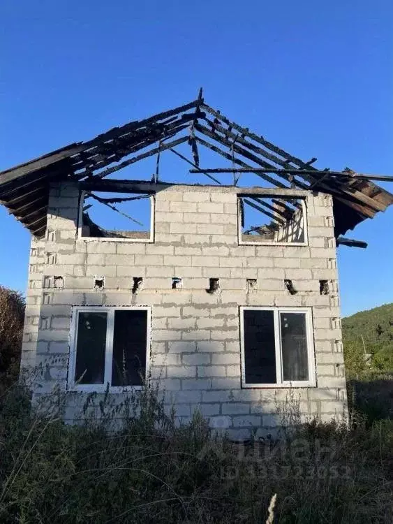 Участок в Хакасия, Бейский район, д. Калы ул. 2-я Ленина, 15А (38.0 ... - Фото 1
