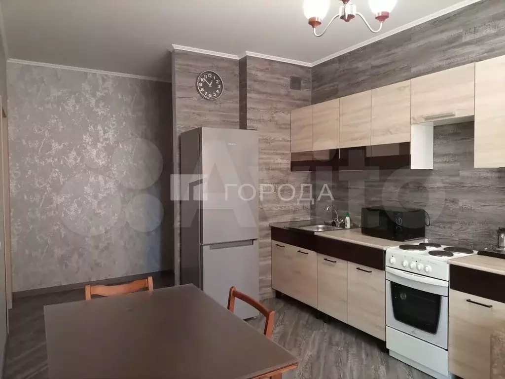 1-к. квартира, 41,8 м, 5/17 эт. - Фото 0