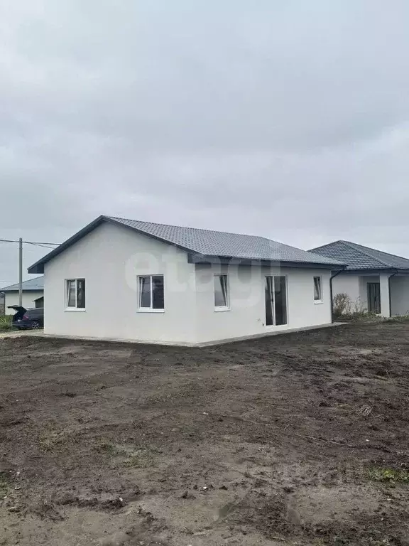 Дом в Калининградская область, Гурьевский муниципальный округ, пос. ... - Фото 1