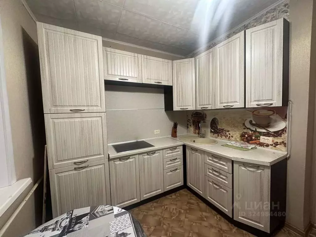 1-к кв. Белгородская область, Старый Оскол Королева мкр, 32Б (39.0 м) - Фото 2