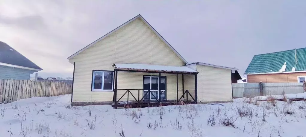 Дом в Иркутская область, Иркутский муниципальный округ, с. Хомутово ... - Фото 2