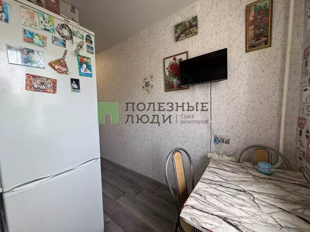 3-к кв. Саратовская область, Соколовый рп, ДОС мкр 12 (62.2 м) - Фото 1