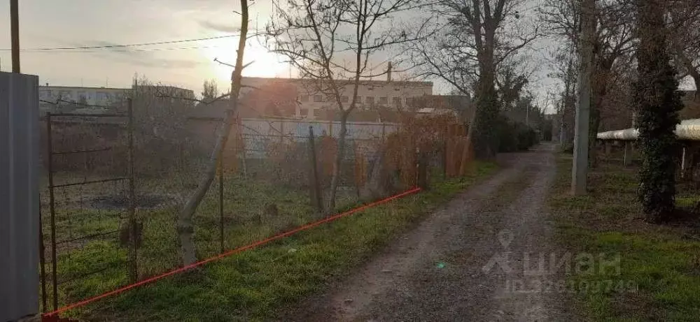 Участок в Крым, Саки ул. Морозова (5.0 сот.) - Фото 1