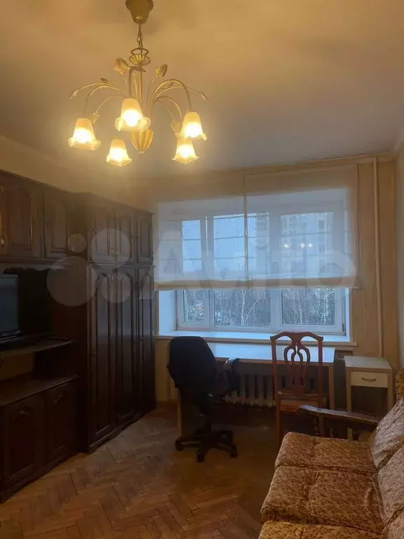 2-к. квартира, 55 м, 4/14 эт. - Фото 0