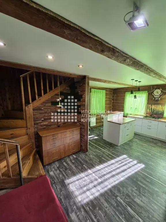 Дом в Ханты-Мансийский АО, Ханты-Мансийск ул. Виноградная, 20 (82 м) - Фото 0