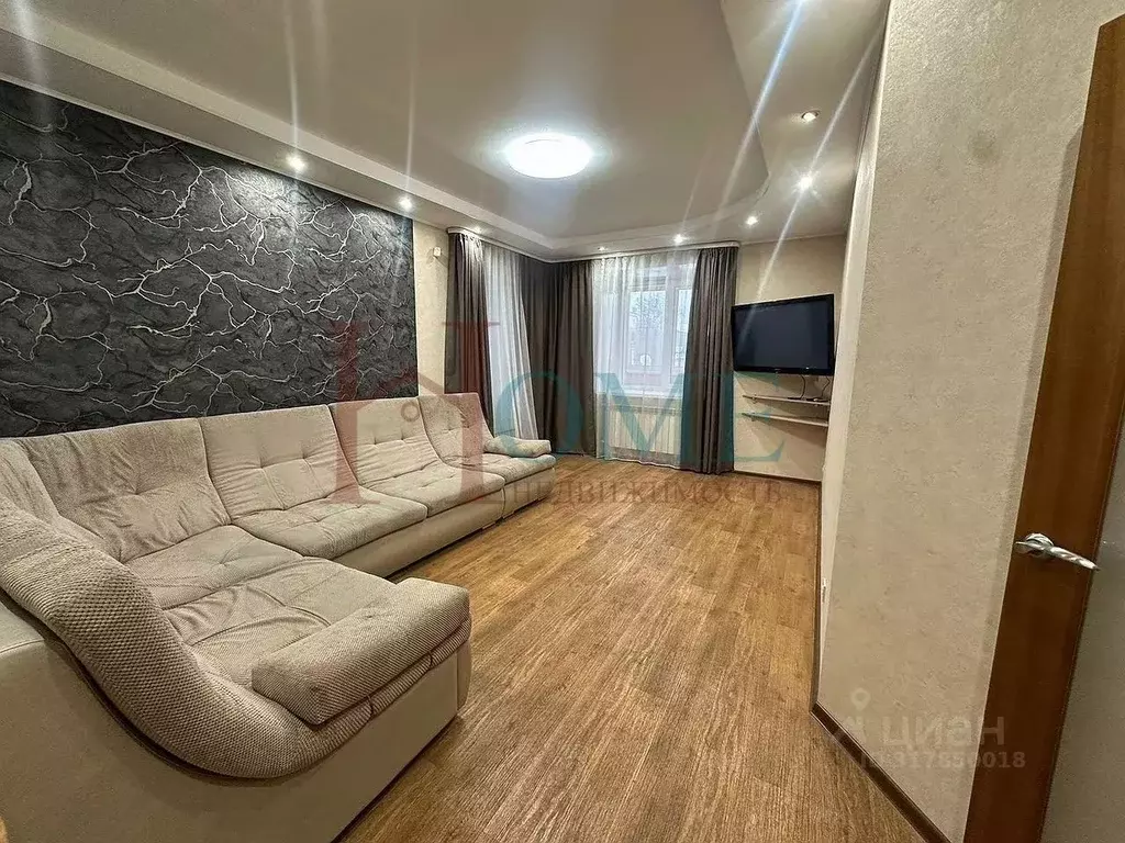 3-к кв. Новосибирская область, Новосибирск Обская ул., 50/2 (87.7 м) - Фото 0