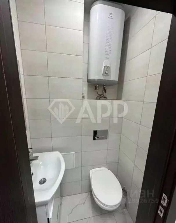 Помещение свободного назначения в Татарстан, Казань ул. Лейтенанта ... - Фото 1