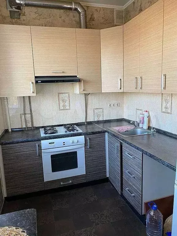 3-к. квартира, 56 м, 5/6 эт. - Фото 0