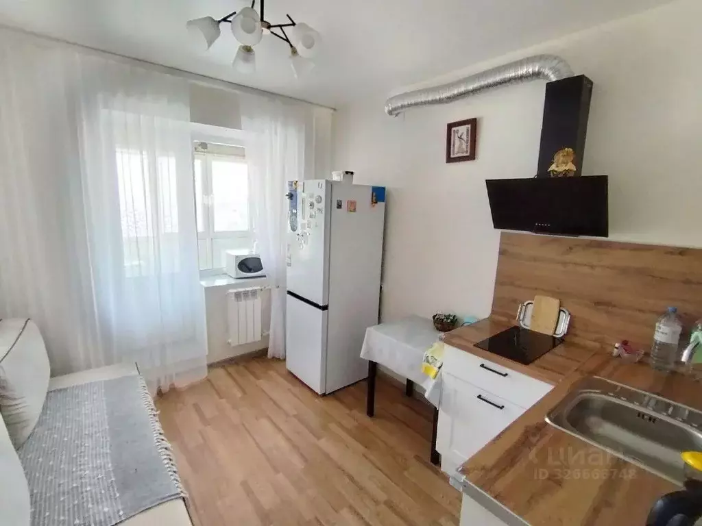 1-к кв. Нижегородская область, Кстово Полевая ул., 8 (45.7 м) - Фото 1