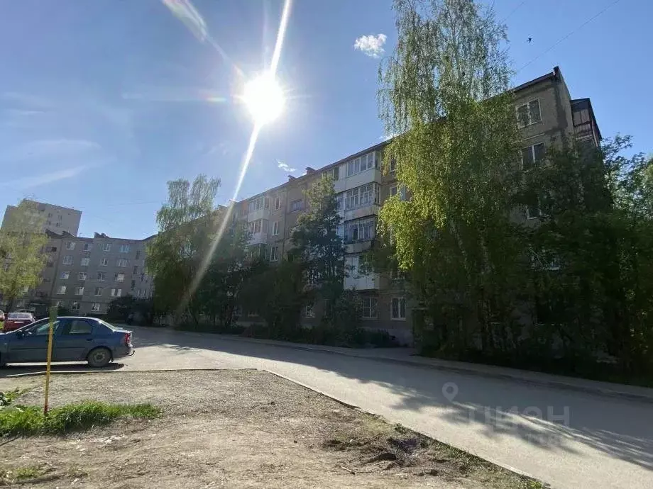 2-к кв. Пермский край, Березники ул. Мира, 96 (36.4 м) - Фото 0