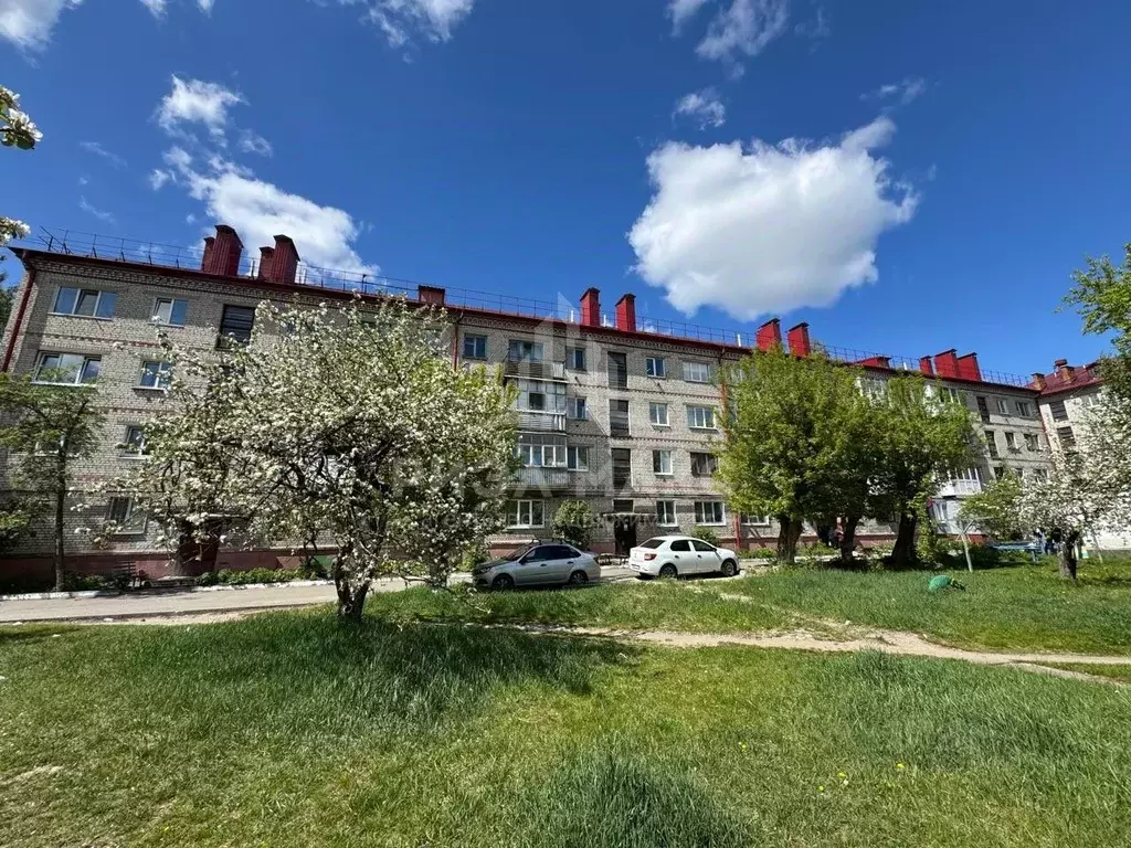 2-к кв. Брянская область, Брянск ул. Гоголя, 18 (43.9 м) - Фото 0