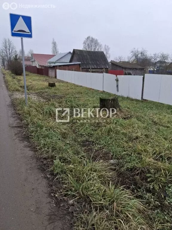 Участок в посёлок городского типа Красное-на-Волге, улица Калинина, 19 ... - Фото 1