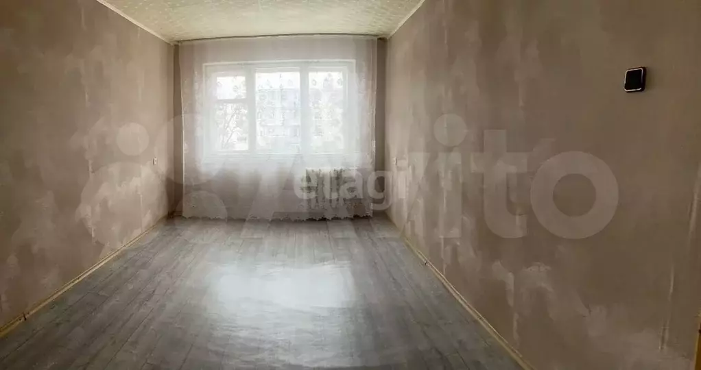 Комната 17,2 м в 3-к., 4/5 эт. - Фото 0