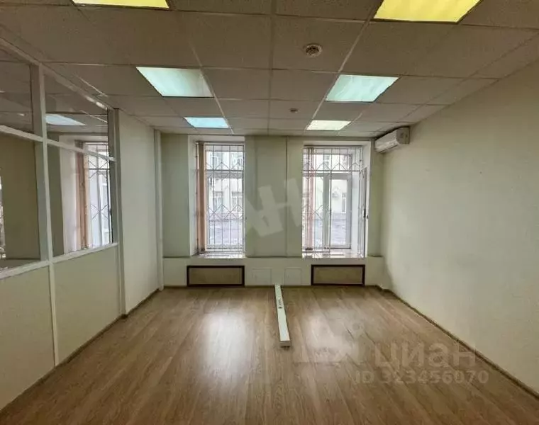 Помещение свободного назначения в Москва Лесная ул., 43 (175 м) - Фото 1