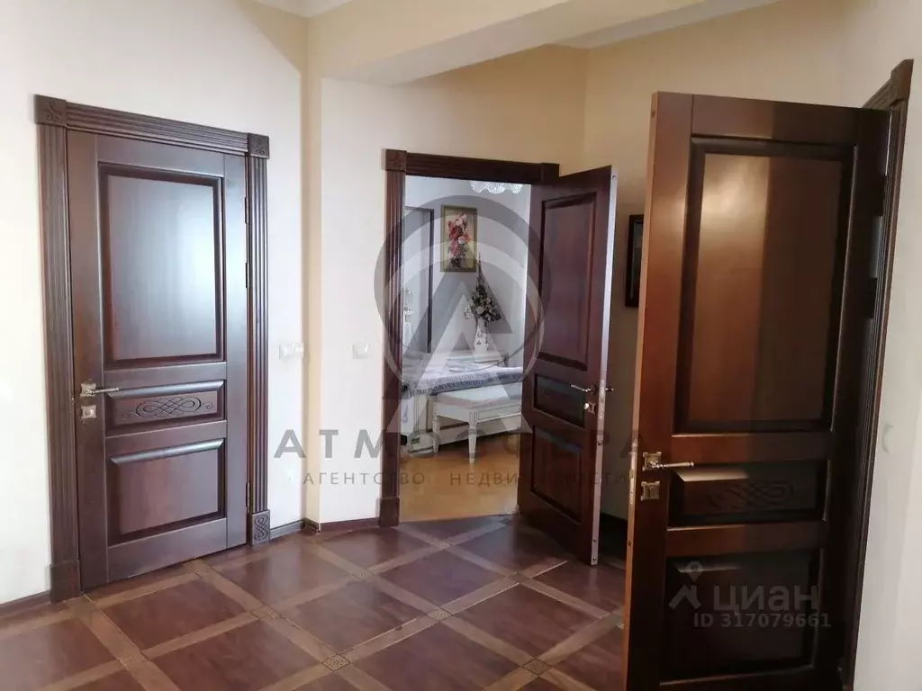 Дом в Краснодарский край, Апшеронск Вокзальная ул., 34А (200 м) - Фото 1