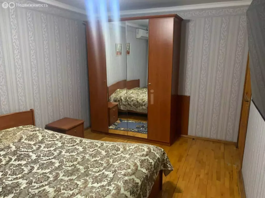3-комнатная квартира: Нальчик, улица Ашурова, 20 (58.3 м) - Фото 1