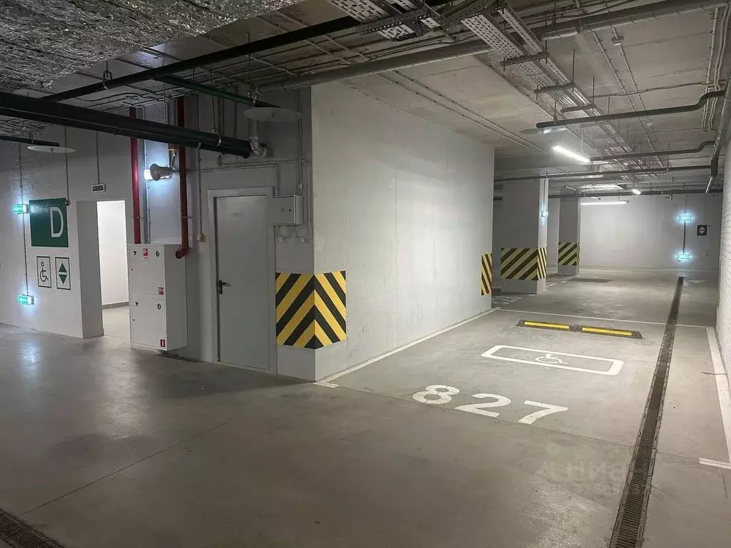 Гараж в Москва бул. Братьев Весниных, 1 (22 м) - Фото 2