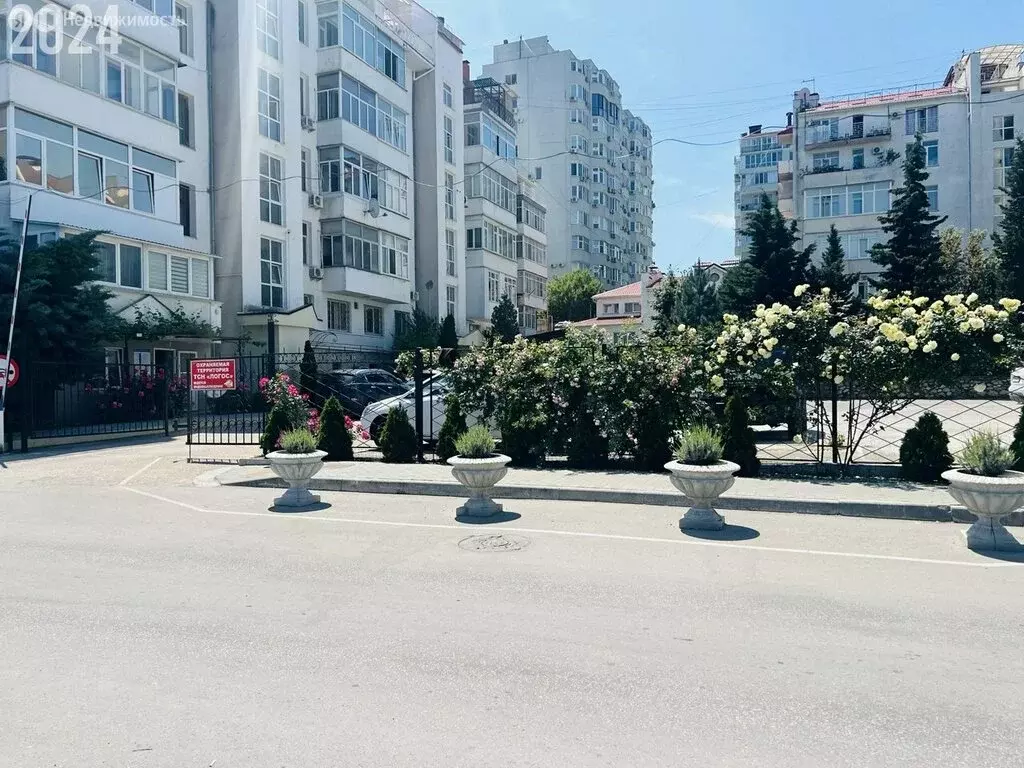 2-комнатная квартира: Севастополь, улица Репина, 15/3 (83 м) - Фото 0