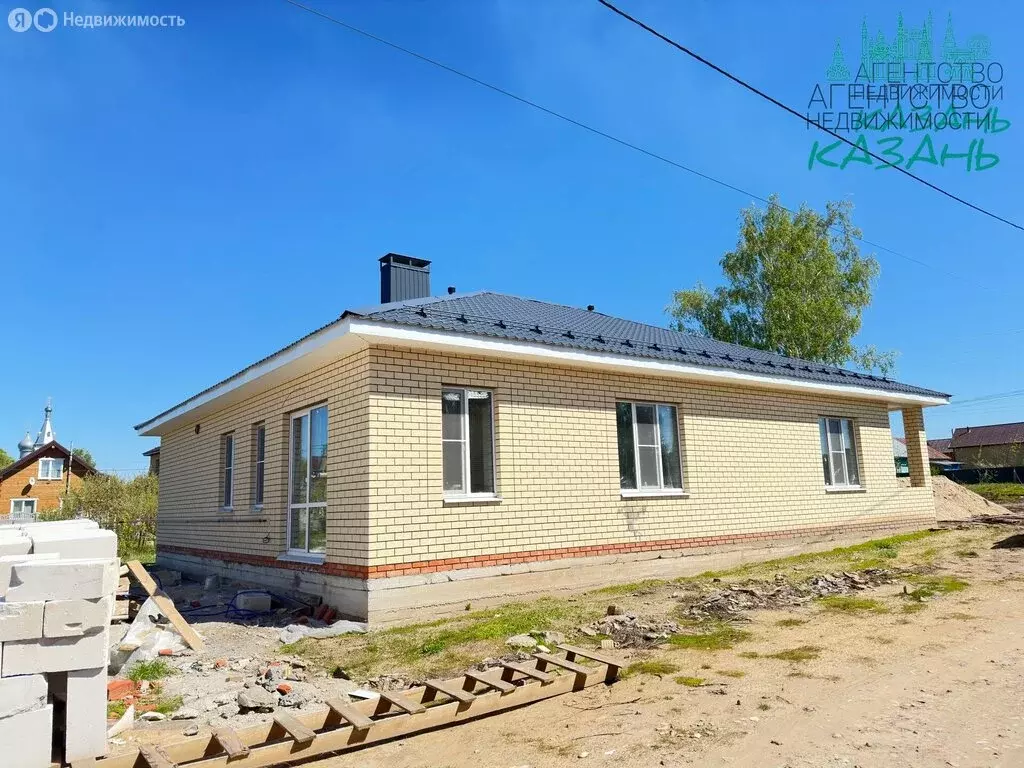 Дом в село Богородское, улица Комарова (173 м) - Фото 1