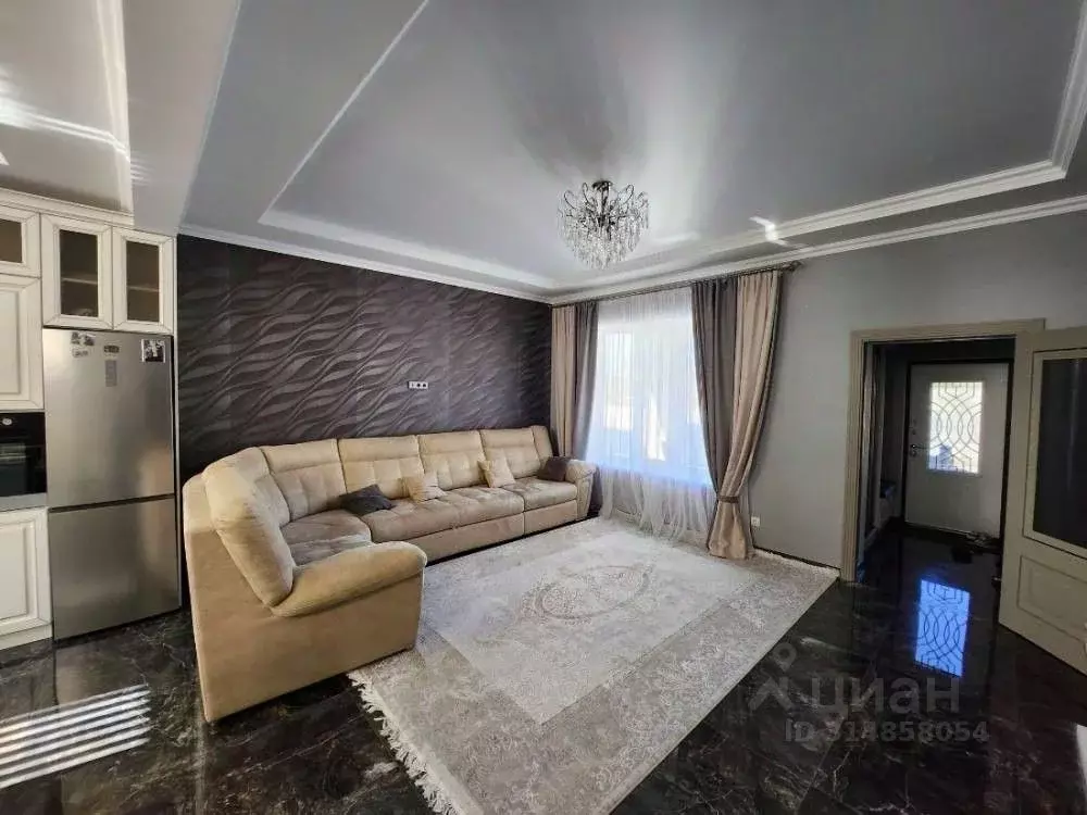 Дом в Ставропольский край, Предгорный муниципальный округ, пос. ... - Фото 1