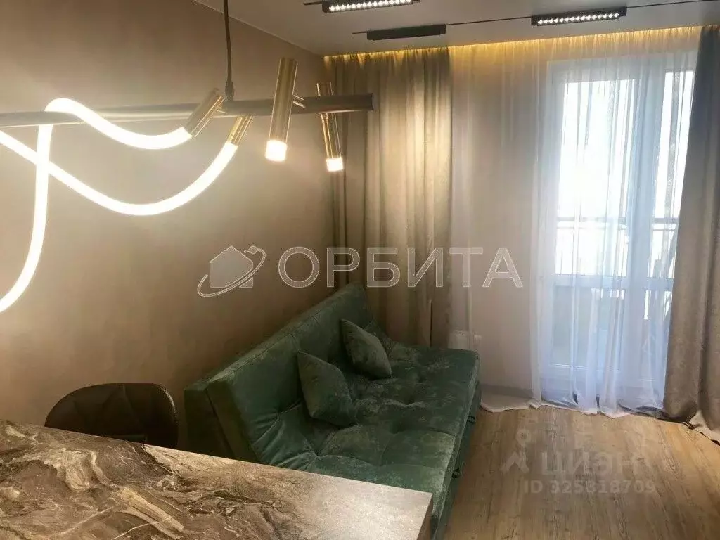 1-к кв. Тюменская область, Тюмень ул. Валентины Трофимовой, 6 (38.0 м) - Фото 2