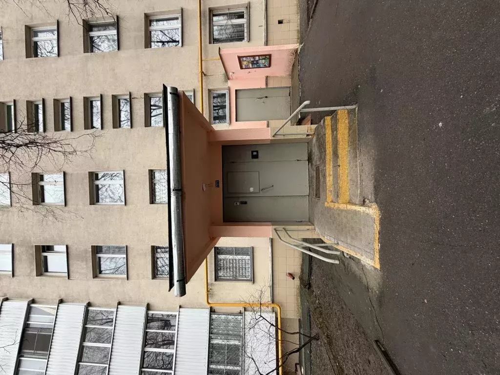 Продается комната в 3-комнатной квартире - Фото 2