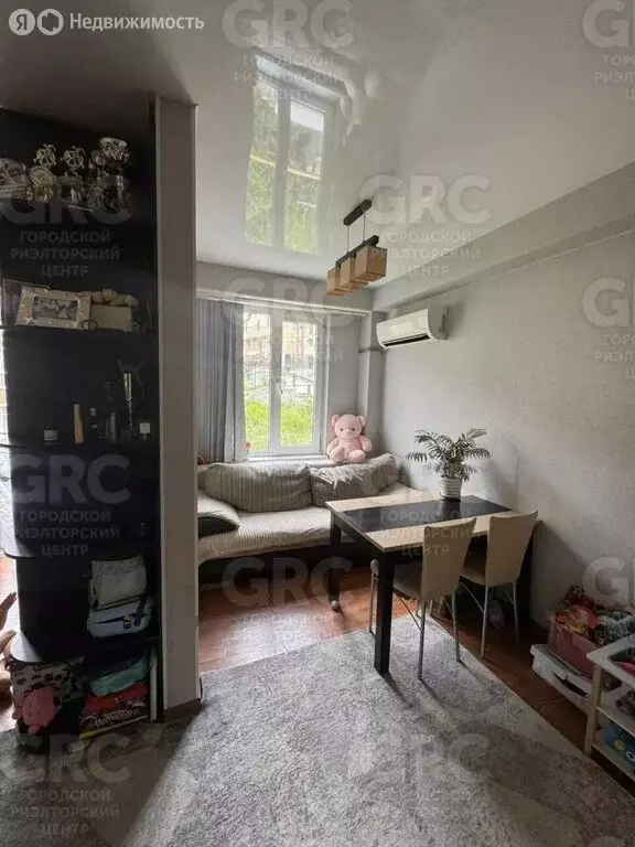 1-комнатная квартира: Адлер, Верхнеизвестинская улица, 26 (31 м) - Фото 2