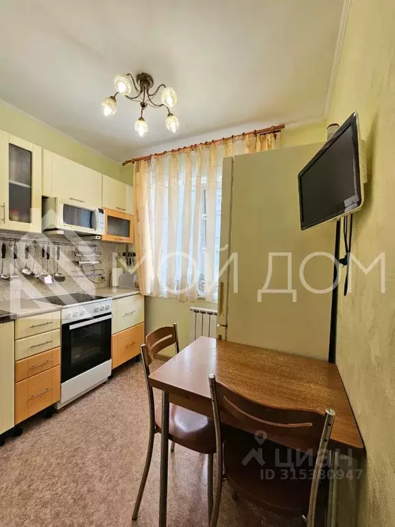 2-к кв. Сахалинская область, Южно-Сахалинск просп. Победы, 12 (45.2 м) - Фото 1