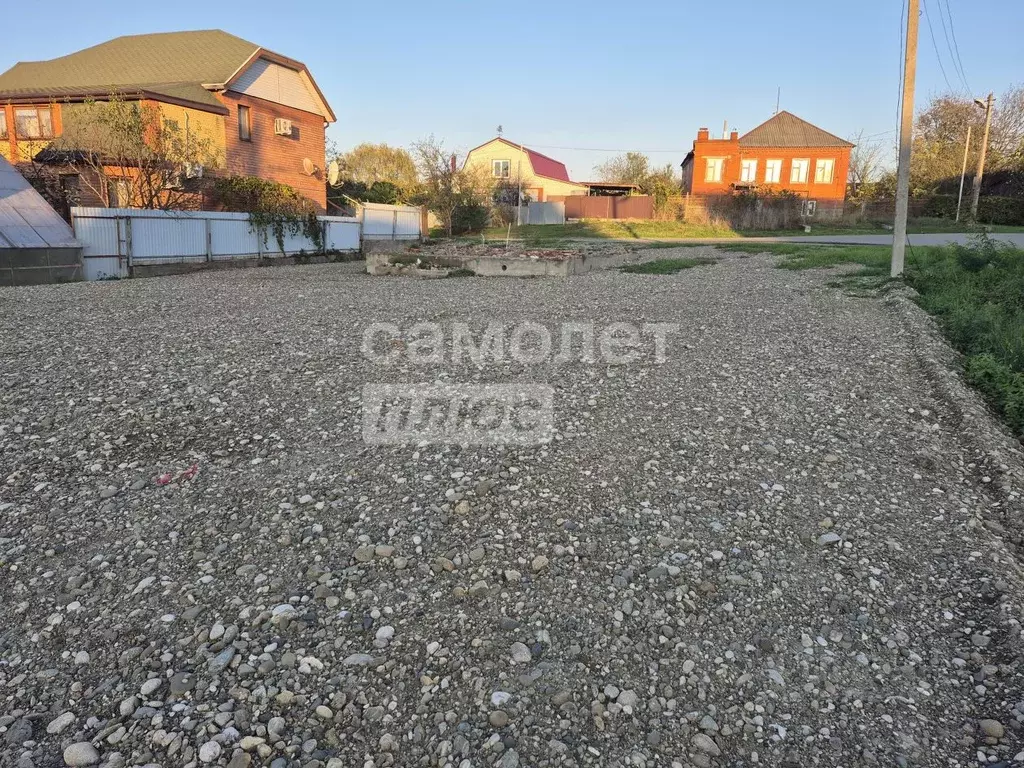 Участок в Краснодарский край, Апшеронск пер. Щорса (5.9 сот.) - Фото 1