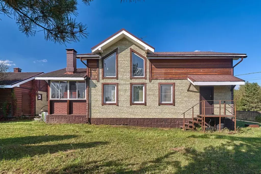 Дом в Калужская область, Малоярославецкий муниципальный округ, ... - Фото 1