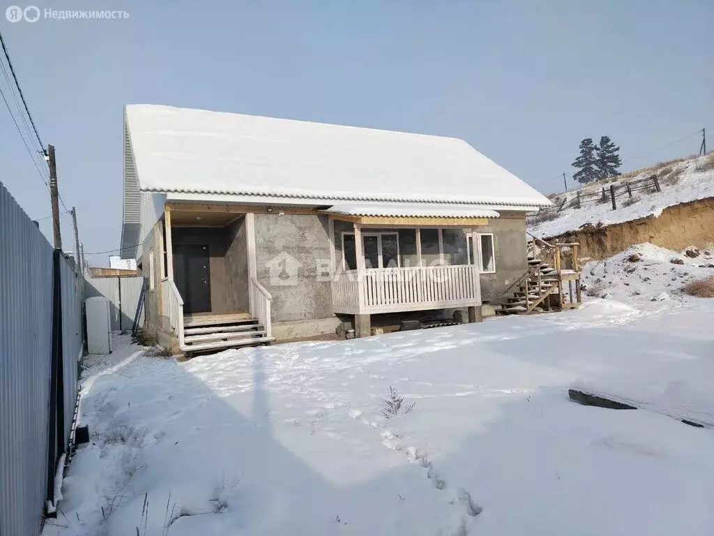 Дом в село Нижний Саянтуй, ДНТ Багульник (181.6 м) - Фото 1