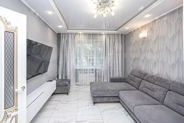 3-к. квартира, 80,6 м, 3/6 эт. - Фото 0