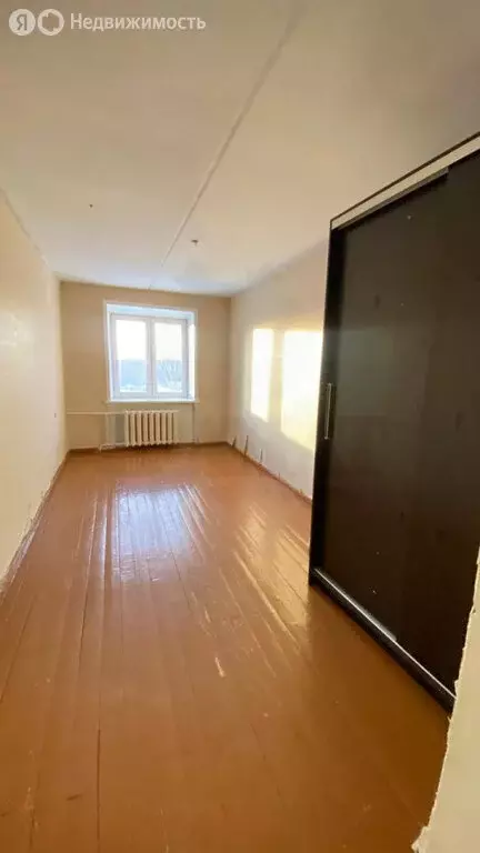 2-комнатная квартира: посёлок городского типа Малышева, улица ... - Фото 2