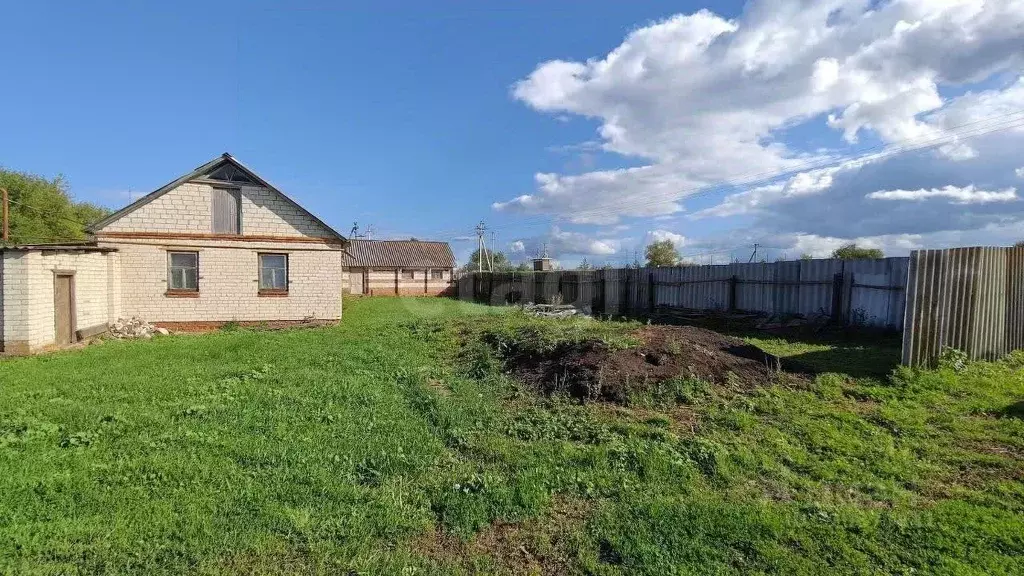 Дом в Белгородская область, Прохоровский район, с. Береговое-Первое ... - Фото 2