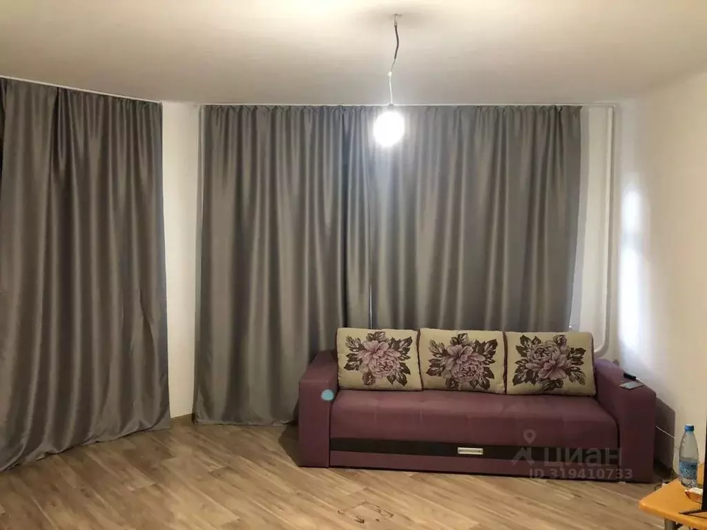 2-к кв. Саха (Якутия), Якутск ул. Халтурина, 22/2 (60.0 м) - Фото 0