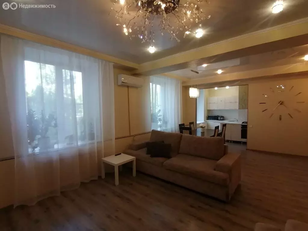 3-комнатная квартира: Чебаркуль, улица Ленина, 36 (114 м) - Фото 1