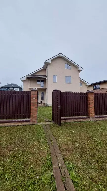 Коттедж в Московская область, Наро-Фоминский городской округ, д. ... - Фото 2
