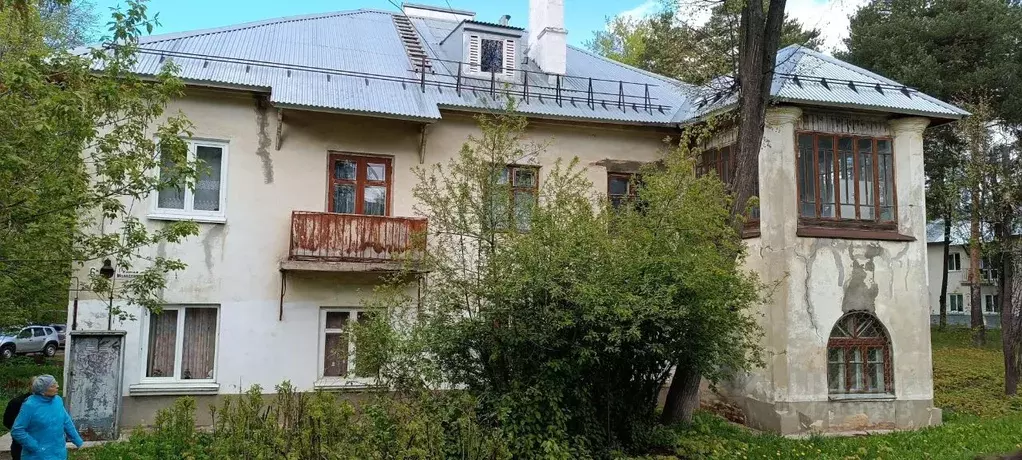 Комната Удмуртия, Сарапул Молодежная ул., 6 (16.5 м) - Фото 0