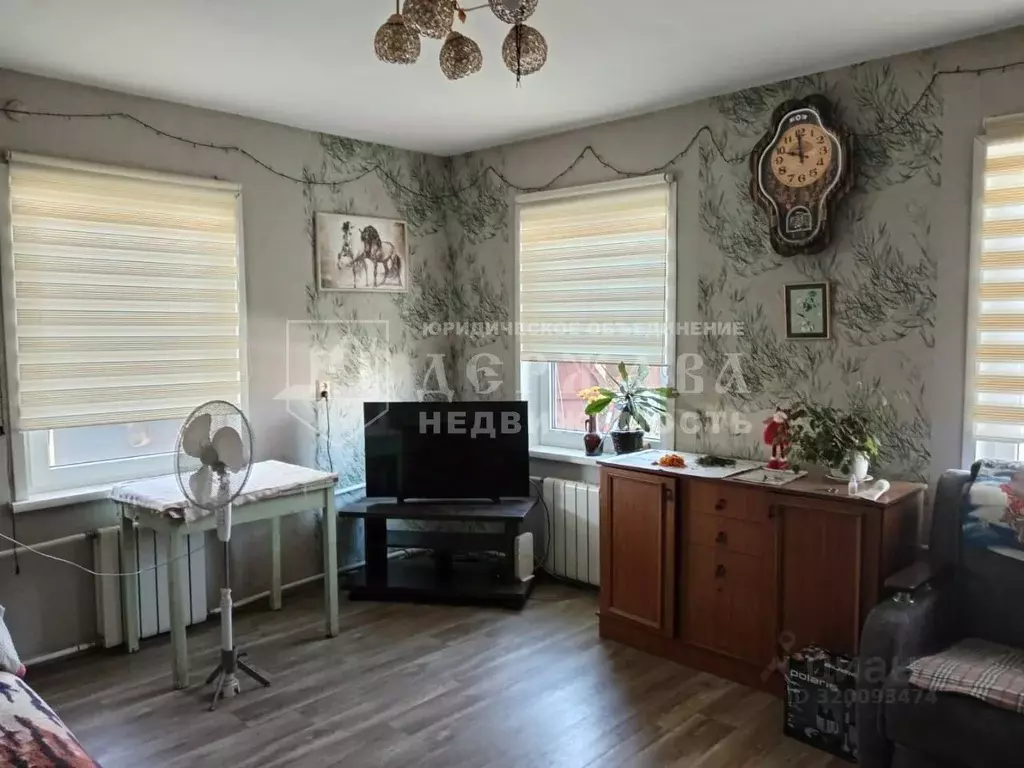 Дом в Кемеровская область, Топки ул. Калинина (62 м) - Фото 0