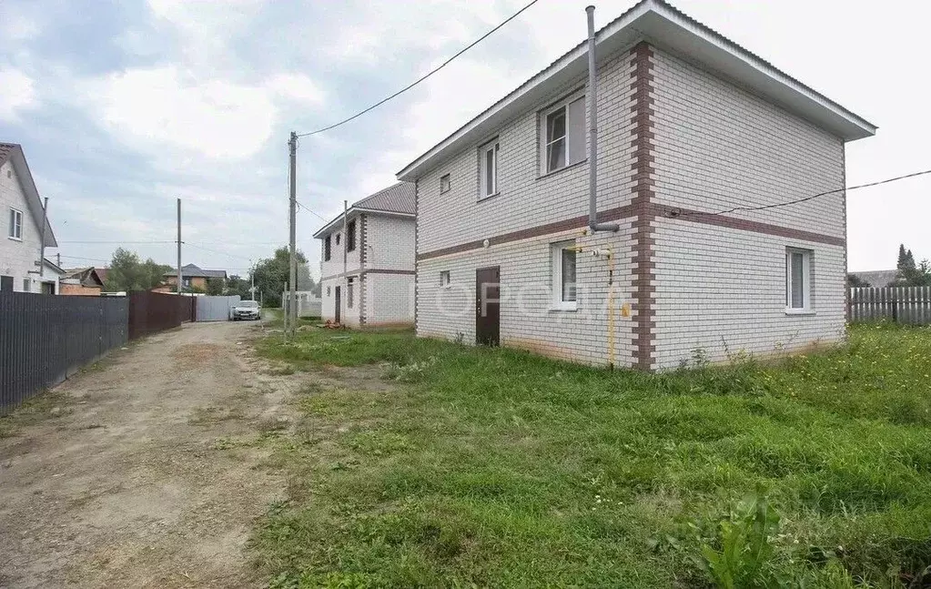 Дом в Алтайский край, Барнаул городской округ, с. Власиха ул. ... - Фото 1
