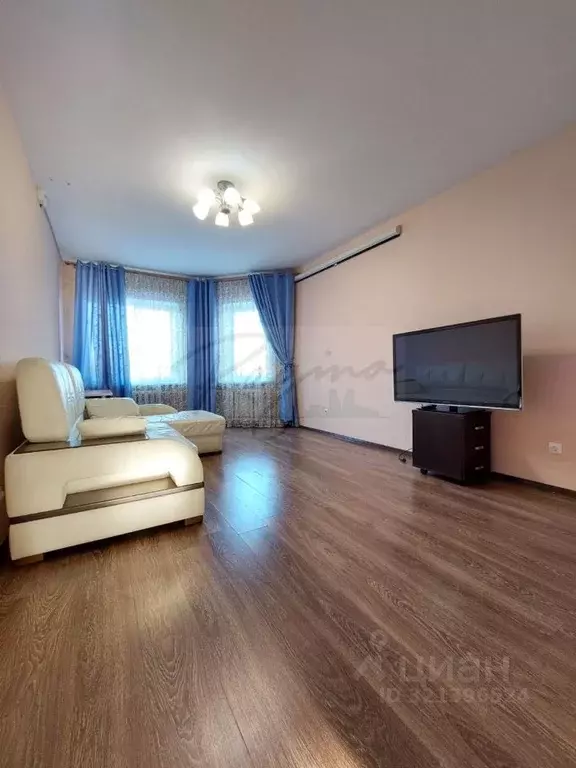 3-к кв. Башкортостан, Уфа ул. Запотоцкого, 12 (90.0 м) - Фото 0