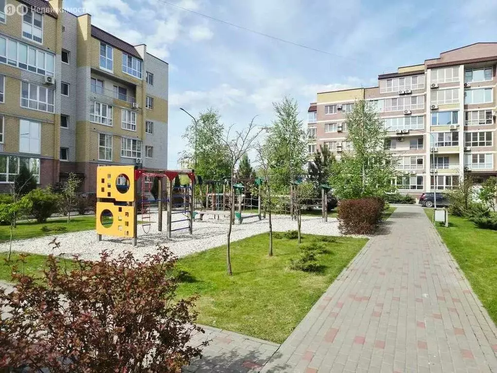 2-комнатная квартира: Волжский, улица имени Генерала Карбышева, 164 ... - Фото 1