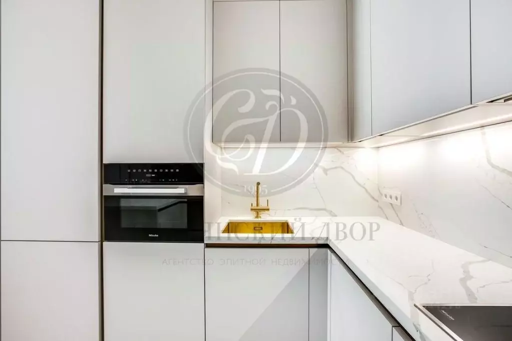 2-к кв. Москва Софийская наб., 34 (75.0 м) - Фото 1