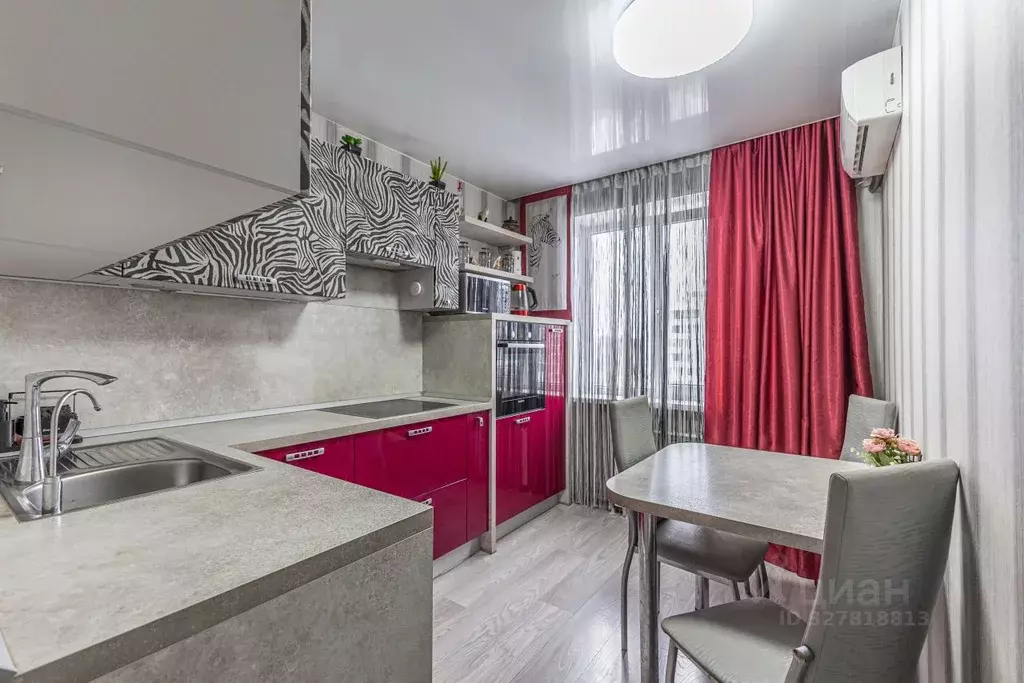 3-к кв. Курганская область, Курган Заозерный жилрайон, 2-й мкр, 29 ... - Фото 1