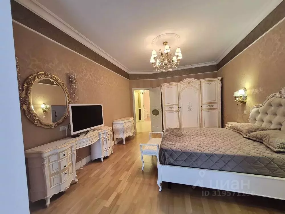 2-к кв. Воронежская область, Воронеж Театральная ул., 2 (92.0 м) - Фото 1