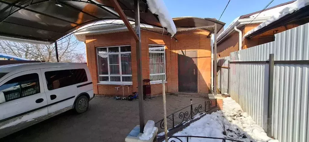 Дом в Ростовская область, Ростов-на-Дону Гладкая ул., 108А (79 м) - Фото 0